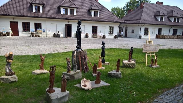 Gosciniec Dworski W Ropie - Pokoje Goscinne Ropa Bagian luar foto